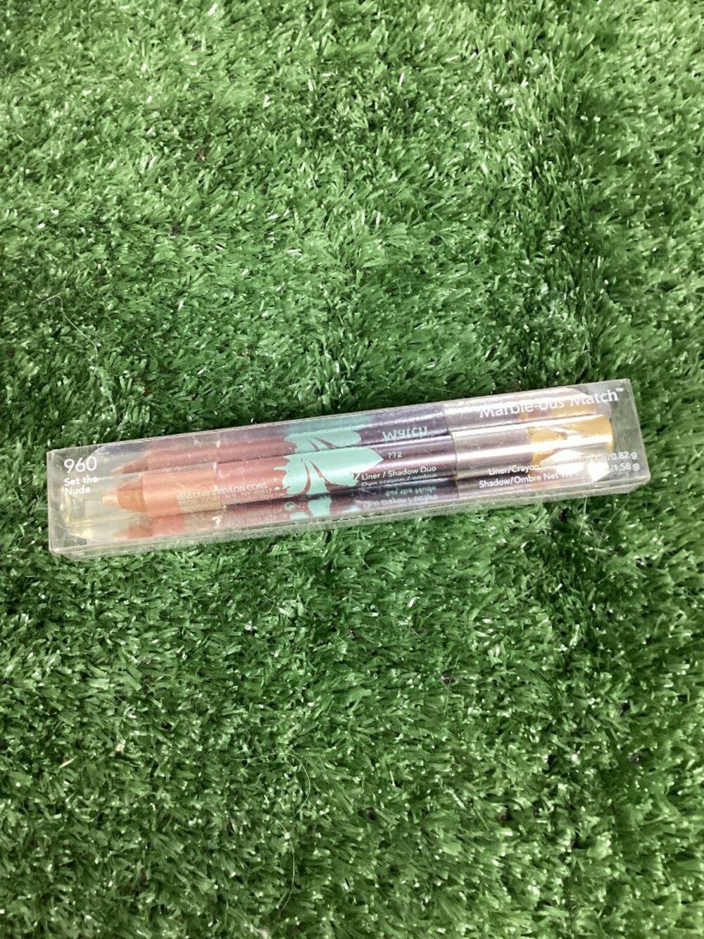 Revlon Marble-ous Match Liner/Shadow Double-Ended Pencil # 960 Set The Nude